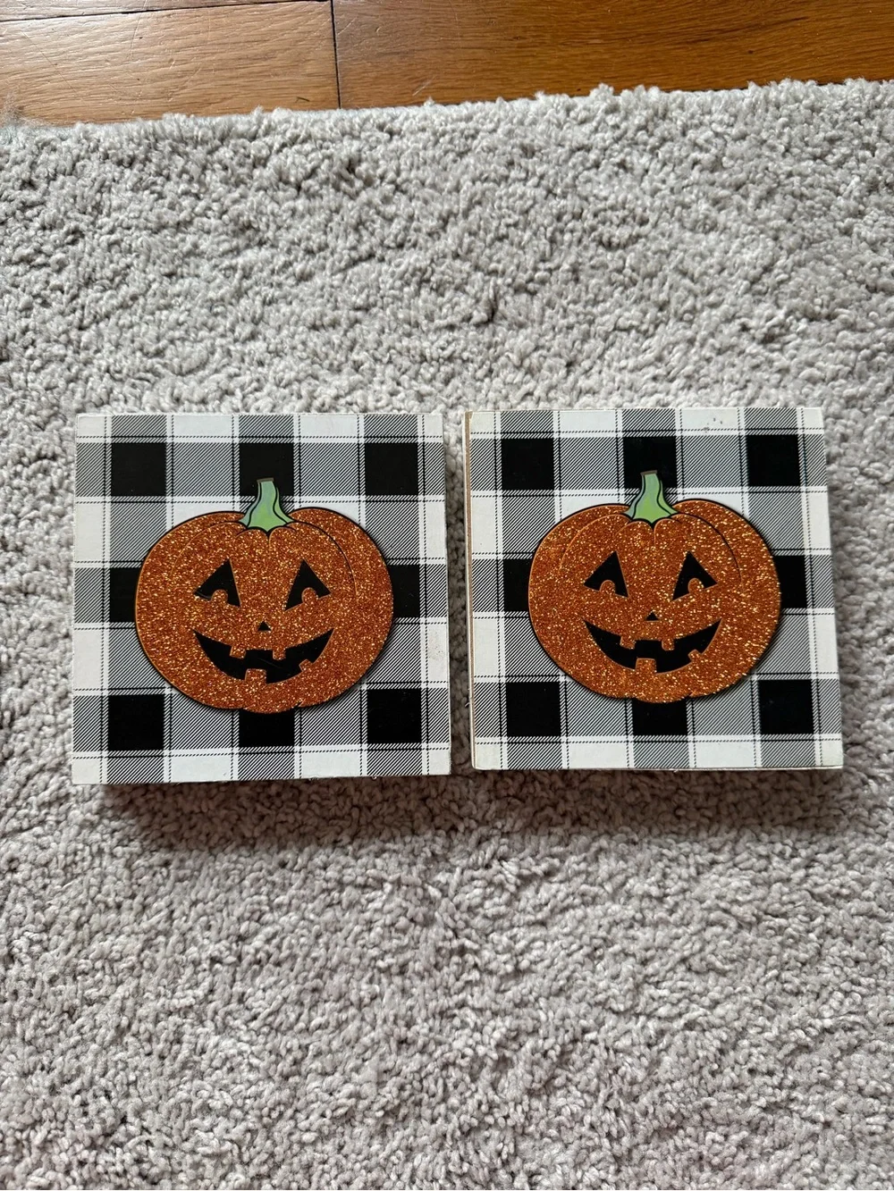 Halloween Glitter Pumpkin Plaque - Orange Pumpkin on Black & White Plaid